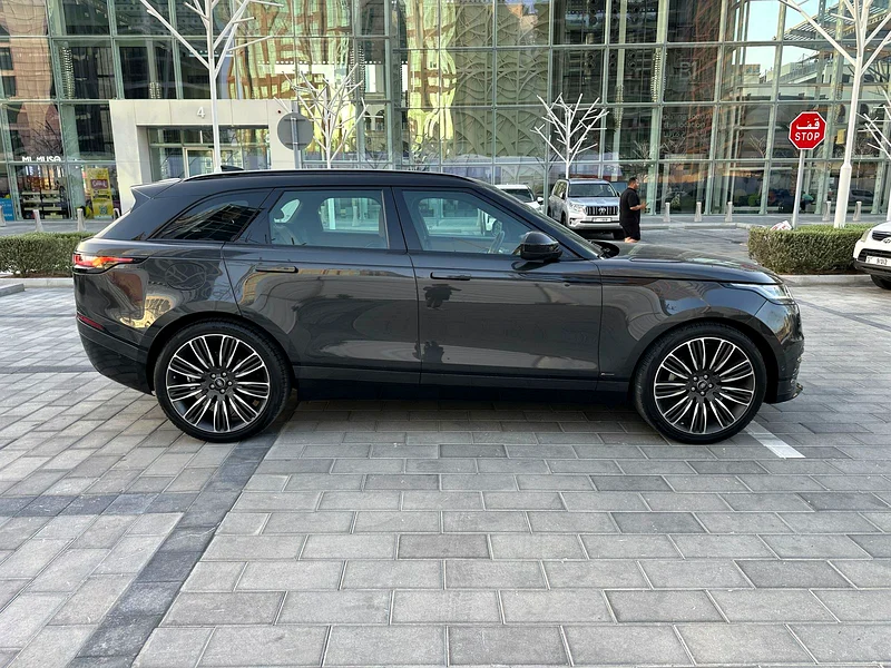 2018 GCC Range Rover Velar R-Dynamic P380 HSE63156039025154114