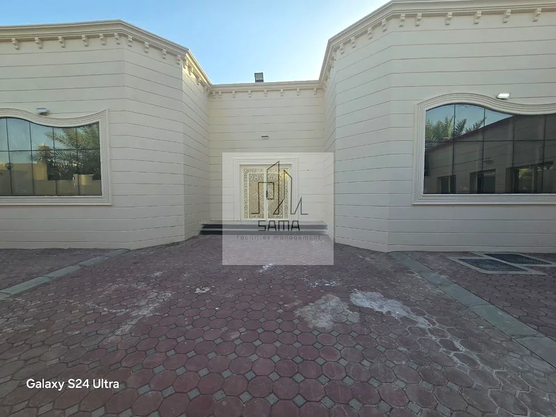 Available for rent a ground floor villa in al Dhahir including water and electricity633066171046431129
