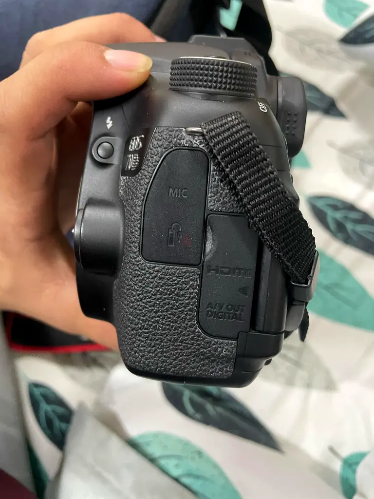 Canon EOS70d camera