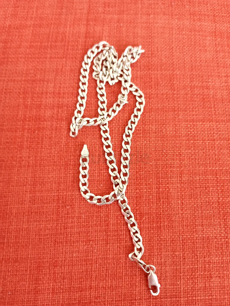 سلسلة فضية أنيقة للرجال للبيع63231193831683110