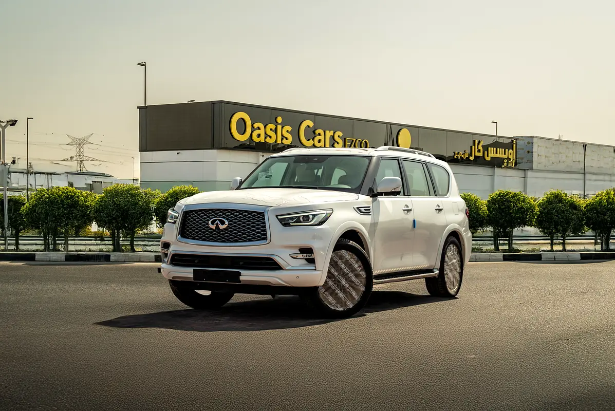 Infiniti QX80 2024 — photo 1 of 20