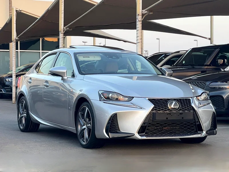 LEXUS - IS300 - 2019 - V6 - 3,5L - PLATINUM - KIT F SPORT- AMERICAN SPECS VERY GOOD CONDITION63225699539457111