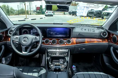 2017 Mercedes-BENZ E-CLASS — фото 13