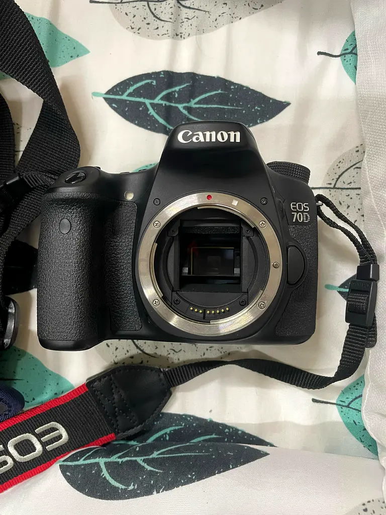 Canon EOS70d camera63234132635906111
