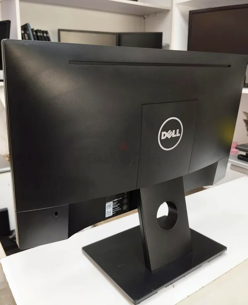 شاشة ديل E2016Hb – 19.5 بوصة بدقة HD+، منفذ VGA/DP  
• الحالة: مستعملة – تعمل بكامل طاقتها63257635455875112