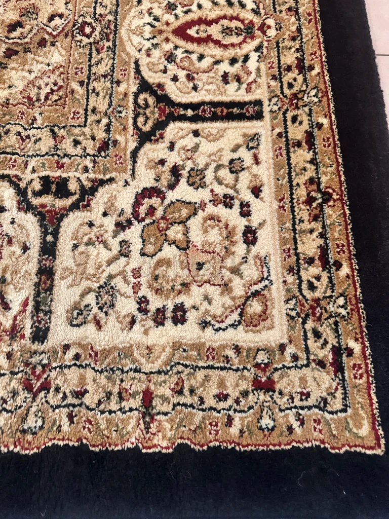 Rug 300*500 beautiful design.63184726979841114