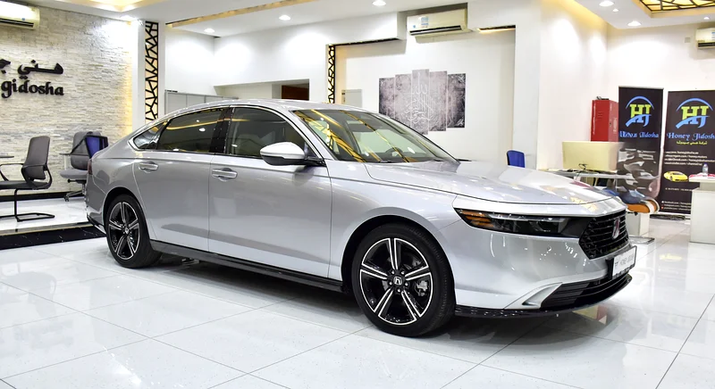 AED 2,350 EMI at 0% DP | Honda Accord HEV (2023 Model) in 2023 Color GCC Specs63154163728129112