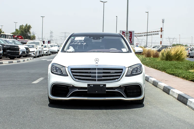 2018- Merc. S63 AMG • Immaculate Condition - 49,000 Km Done62931645734913111