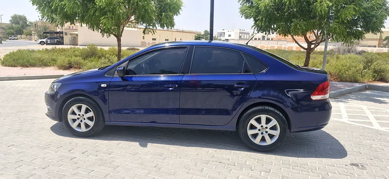 Volkswagen Polo 2013 Gulf specification Sedan63152752976515113