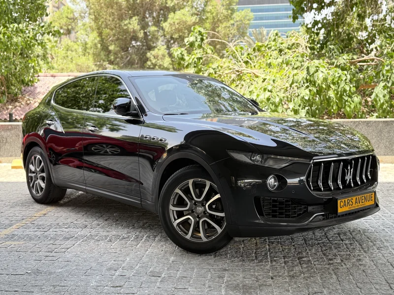 Maserati Levante 2017 – Black on Red | GCC Specs | 1-Year Unlimited KM Warranty62932677137667112