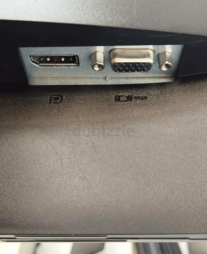شاشة ديل E2016Hb – 19.5 بوصة بدقة HD+، منفذ VGA/DP  
• الحالة: مستعملة – تعمل بكامل طاقتها63257635455875111
