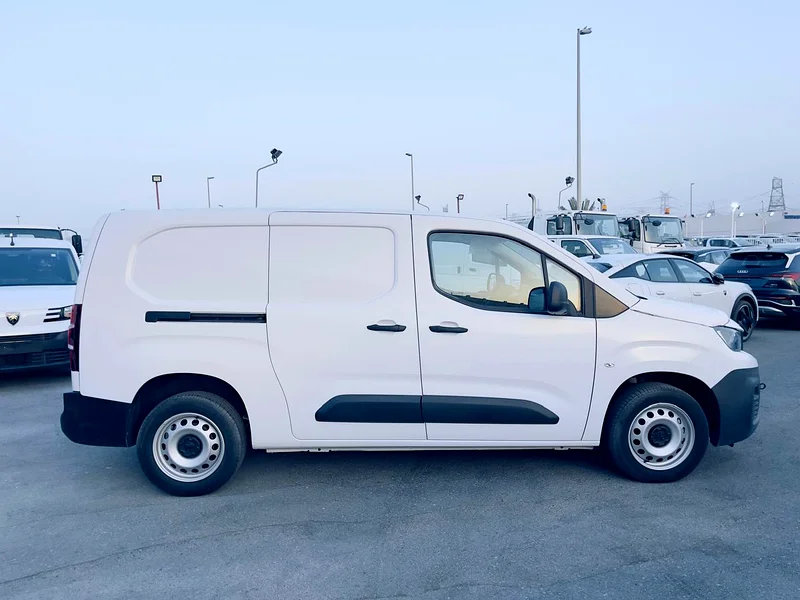 Peugeot Partner 1.6L Diesel (GCC) - 202462935671818882114