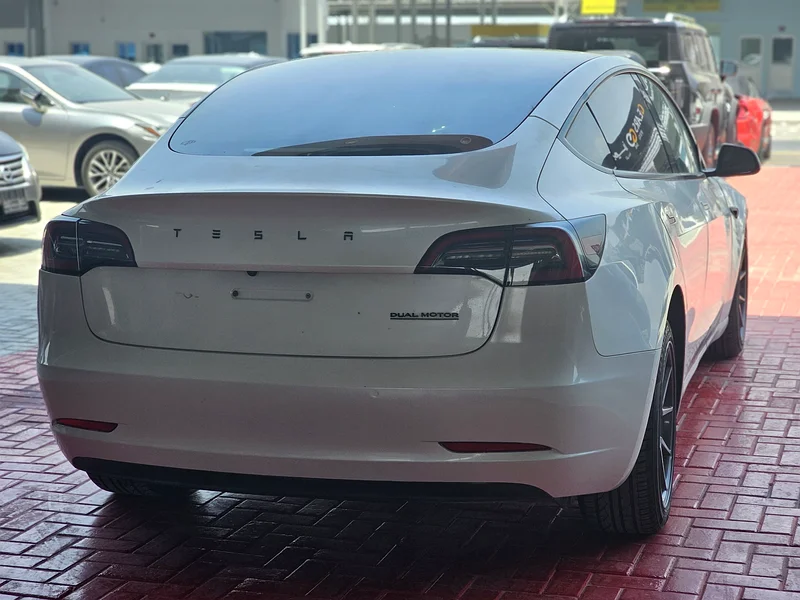 Tesla Model 3 GCC 202063176169235330112