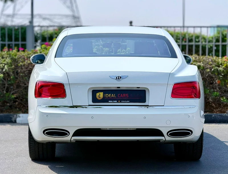 BENTLEY CONTINENTAL FLYINGSPUR W12 ELEMENT EDITION |GCC SPECS |2016| FULL SERVICE HISTORY BY AGENCY63174304420867114