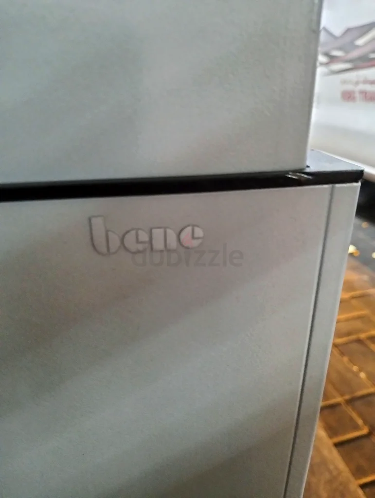 Im Selling office table electric adjustable available63219344009089114