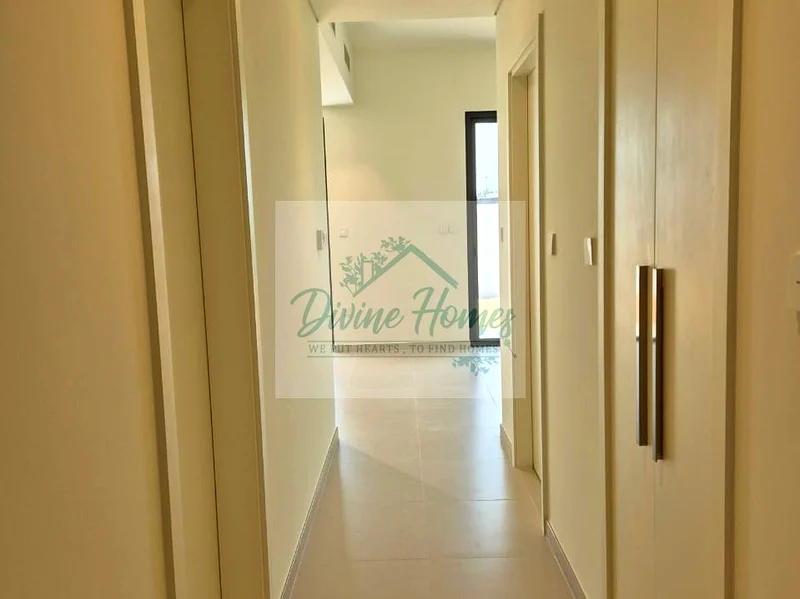 Good Location/Single Row/Close to Amenities62892286118787112