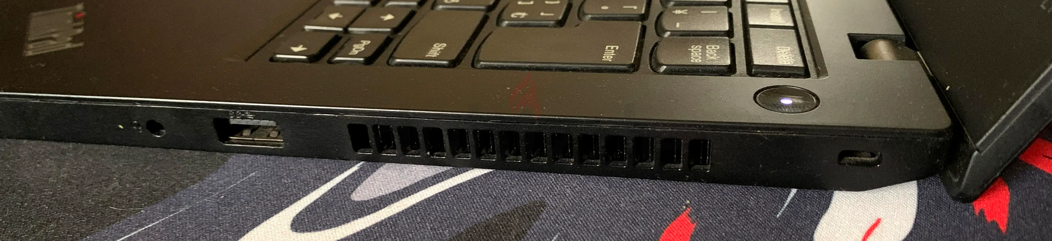 Computer with Graphics Card (Considered Gaming)63256075701762112