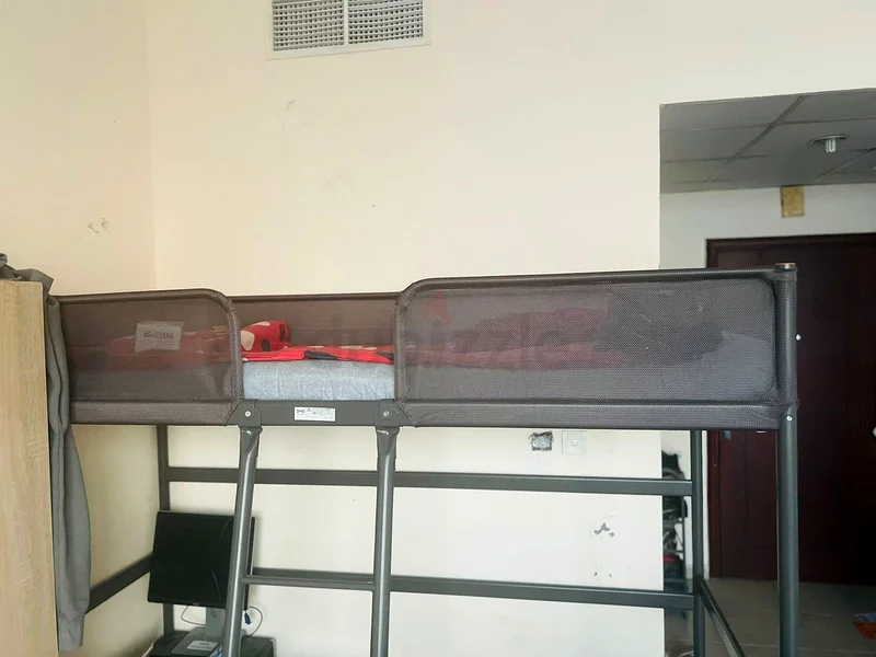 Stylish and Functional Bunk Bed for Kids62930652533251111