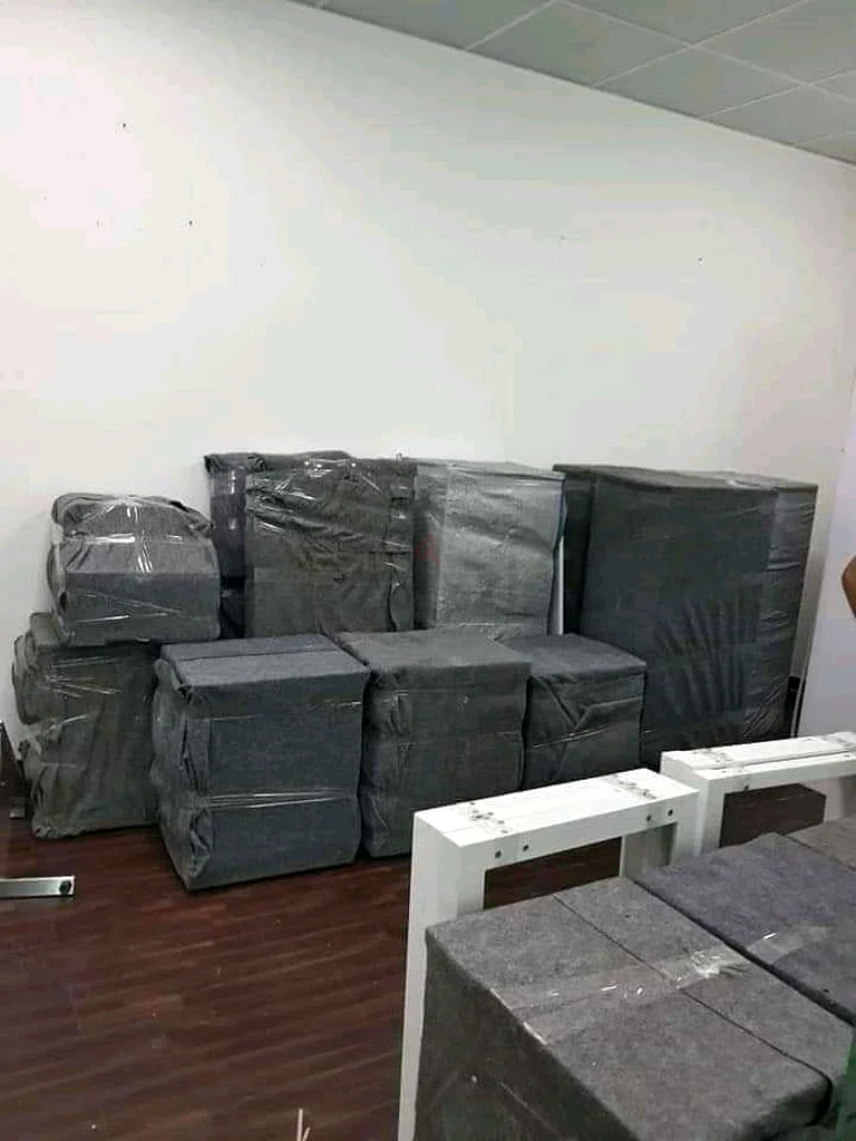 Professional Movers and Packers , House Shifting and Furniture Pickup and Delivery with Low Price63221351331331112