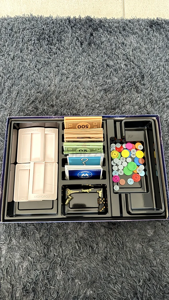 Explore the World with Monopoly: World Edition!63225736006145111