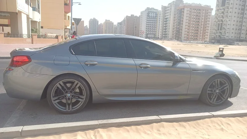 BMW 650I  V8 2013  GCC SPECS     LADY DRIVEN63230142051331114