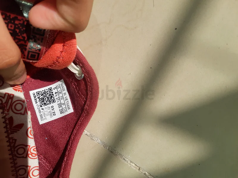 Stylish Red Adidas Sneakers - Perfect for Casual Wear!63238102080643113
