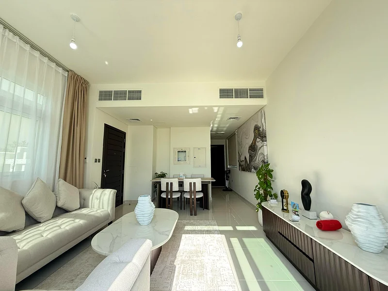 3BR + M | Fully Furnished | Ready to Move-in62890344164225111