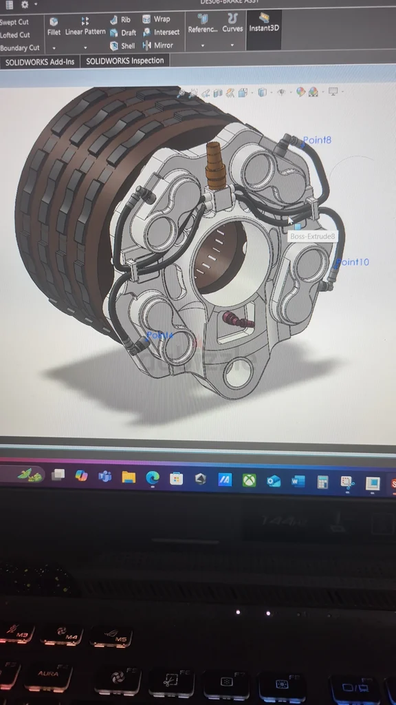 تصميم حر ببرنامج SolidWorks أو Catia V5 أو Creo62866838633475112
