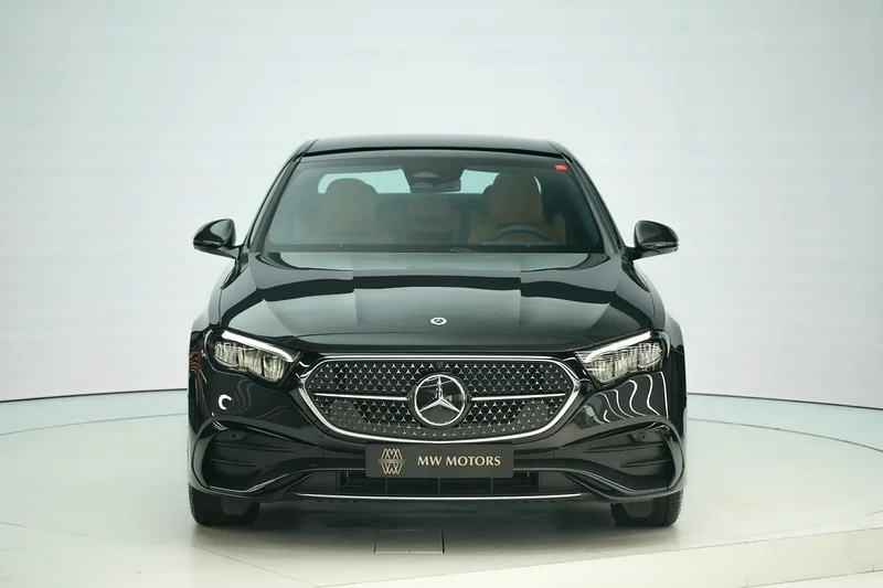 Mercedes-Benz E 200 | 2025 GCC 0km | Agency Warranty | AMG Package62931644291201111