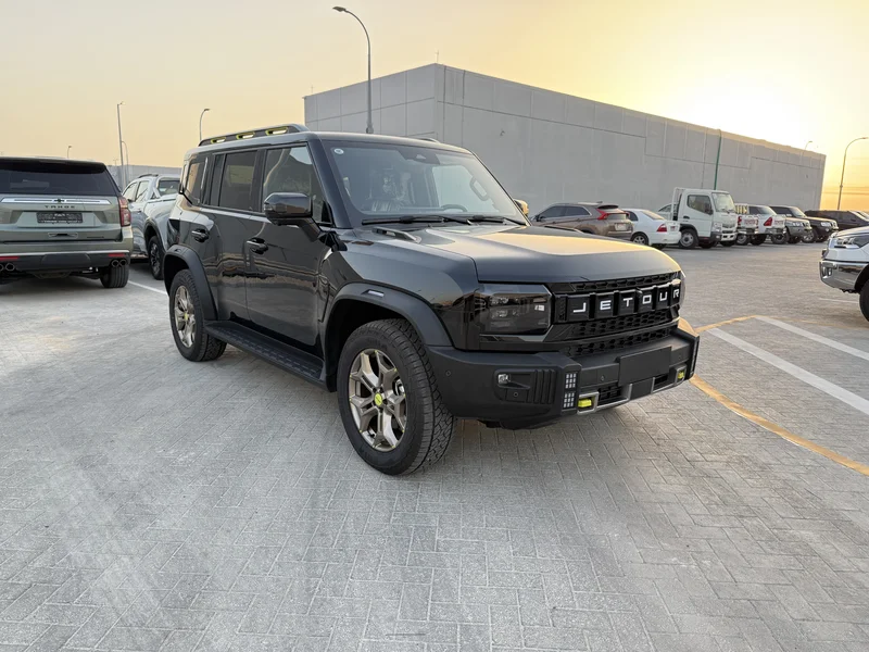 جيتور T2 LUXURY اسود / رمادي 8 غيار جير كرستال كرسي طياره 202562929648551170115