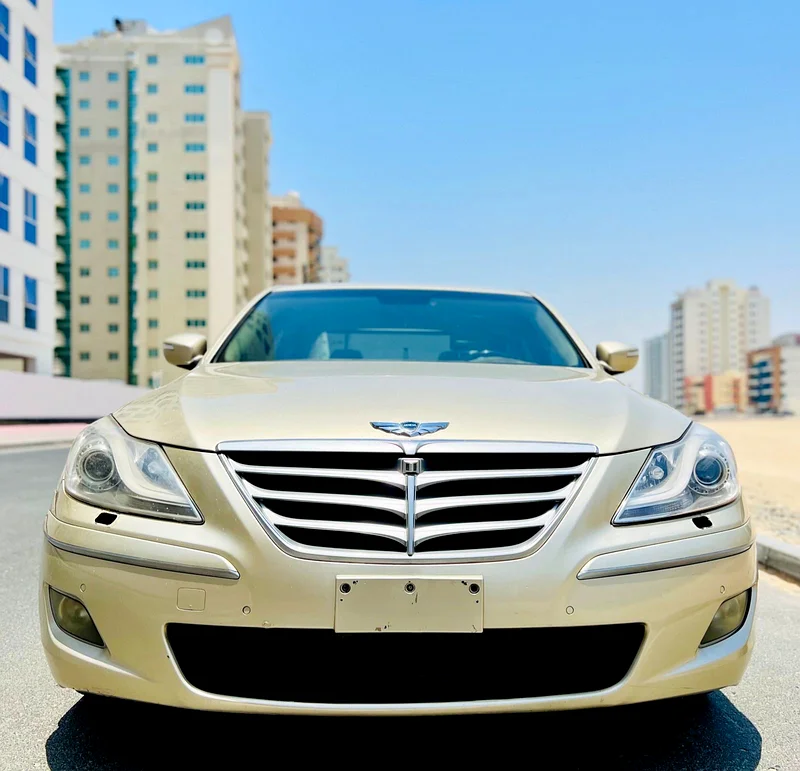 A BEAUTIFUL CLEAN HYUNDAI GENESIS 2011 MODEL GCC SPACE EXCELLENT CONDITION CLEAN CAR REF:878063137332907394111