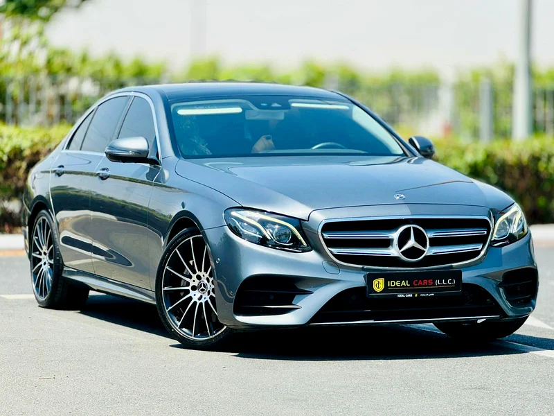 MERCEDES BENZ E300 |GCC SPECS| YEAR 2020 | ACCIDENT FREE | SINGLE OWNED |63233103189506111