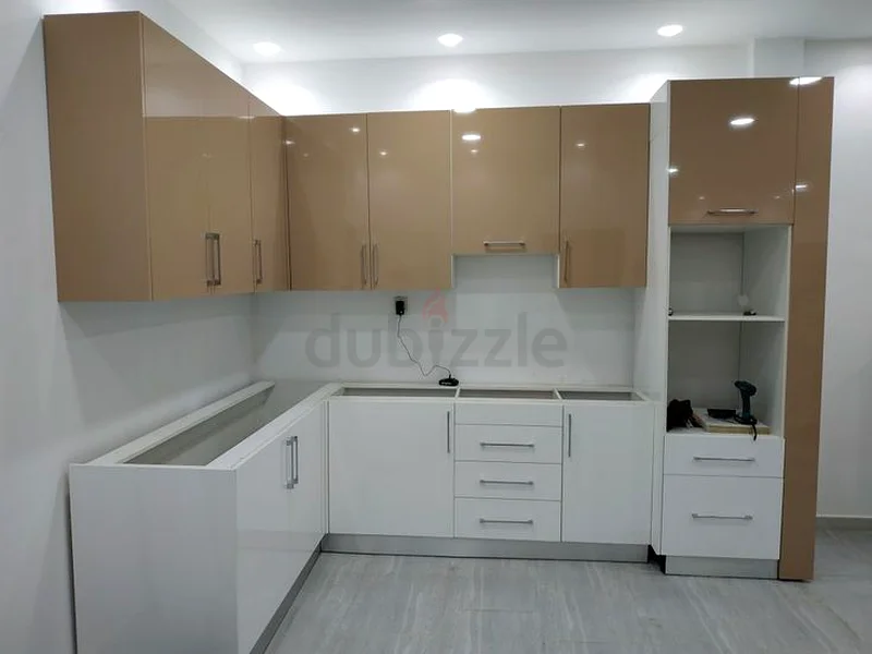 Kitchen cabinet with storage63219342241283110