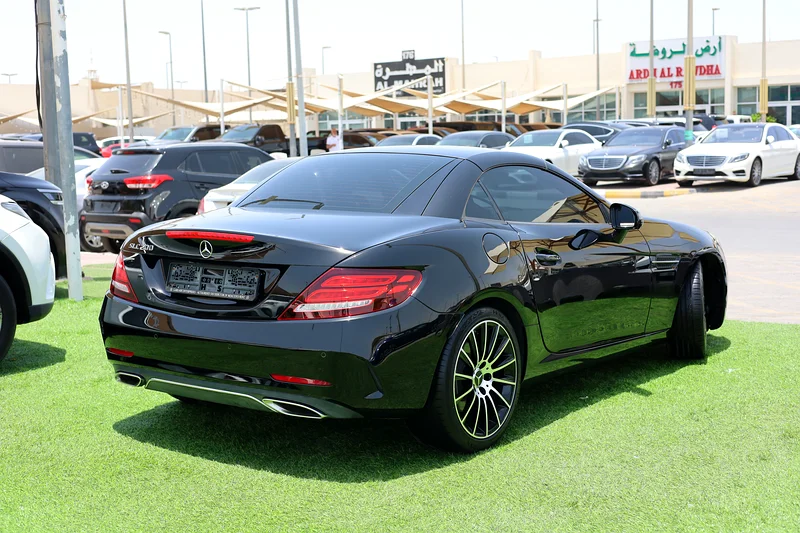 mercedes SLC 200 GCC 2018 Very clean63231639699842113