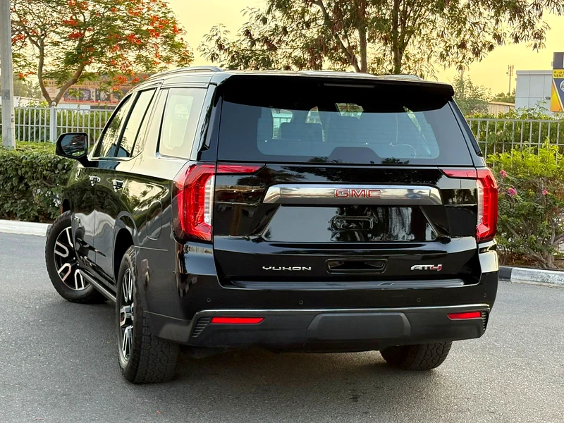 GMC YUKON AT4 5.3L V8 - GCC SPECS - UNDER WARRANTY - FULL SERVICE HISTORY - ACCIDENT FREE  -63221825409923114
