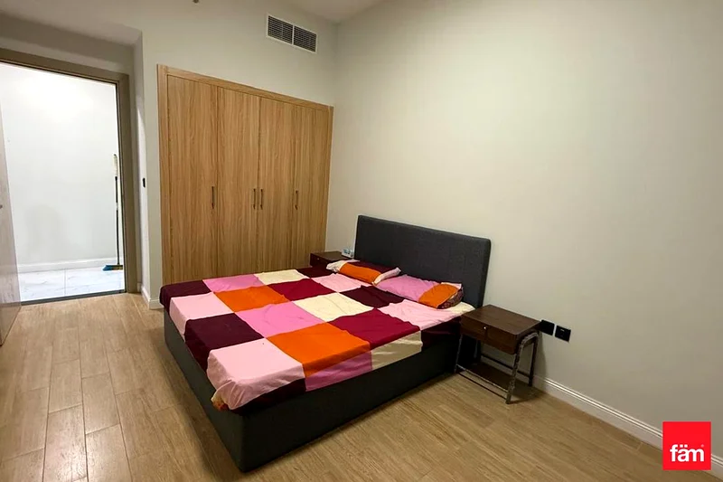 FURNISHED | SPACIOUS UNIT | NEAR TO METRO62890343328387112