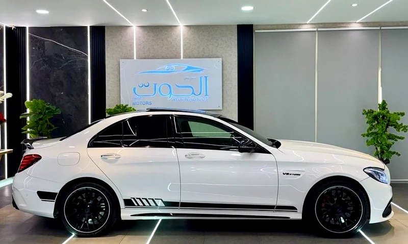 FACE LIFTED TO 2020 AMG MERCEDES C63S  V8 || FULLY LOADED || LIKE NEW || GCC62932673295745114
