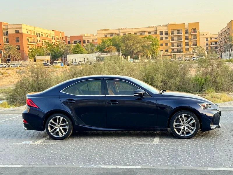 Lexus is200t63156991967617113