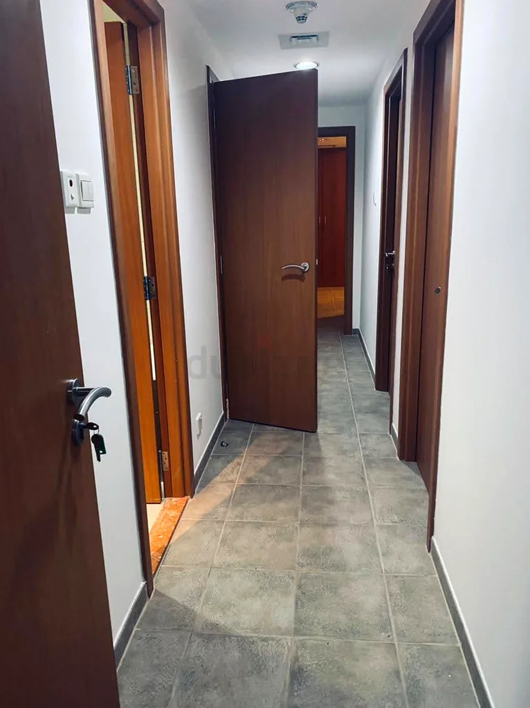 Luxury bed space for working lady63143500402563112