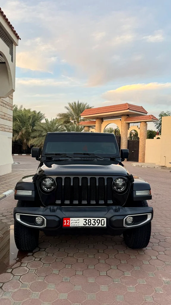 جيب رانجلر ساهارا بلس 202163152752113153113
