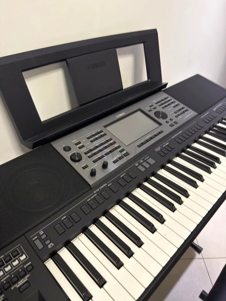 Yamaha a5000 للبيع، مستخدم 4 مرات فقط.63226781069058111