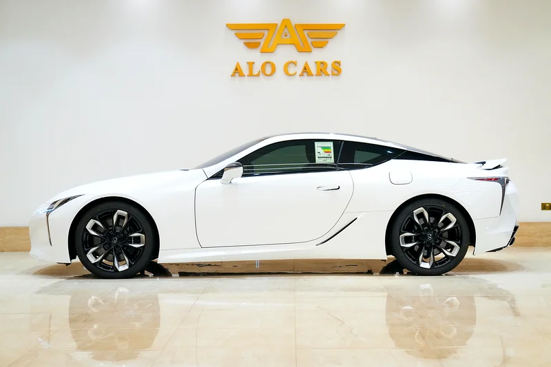 2025 LEXUS LC 500 CARBON FIBER EDITION / WARRANTY AND SERVICE CONTRACT / GCC SPECIFICATION63170840746115112