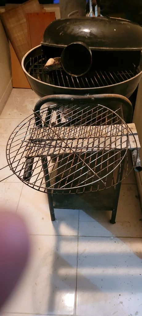 Outdoor Charcoal Barbecue Grill - Perfect for Summer Gatherings! (Moving Out Sale)63240631494403111