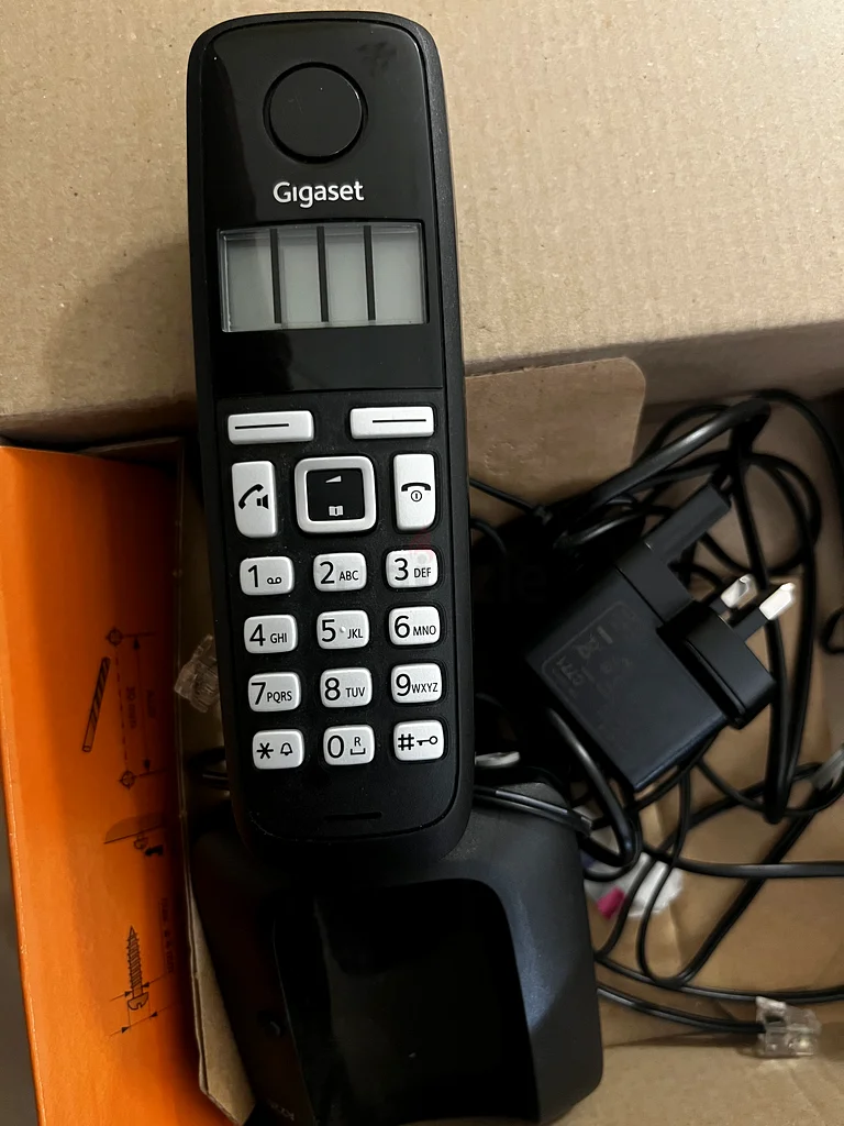 لاسلكي—جيجاسيت A220 هاتف لاسلكي DECT - اتصالات بأسعار معقولة وموثوقة!63261817843202111