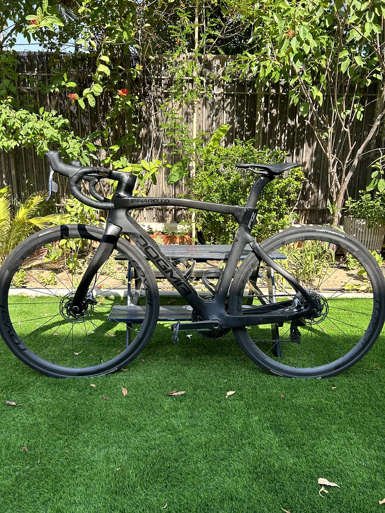 Pinarello Dogma F12 with powermeter - 53cm frame63170853107971111