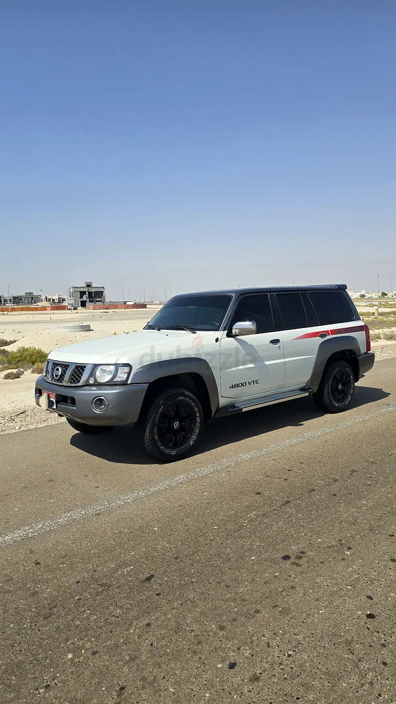 Nissan Patrol Super Safari VTC full options63167559298690114