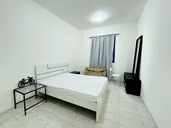 Single Exicutive bachelor room available in oudmetha near metro station