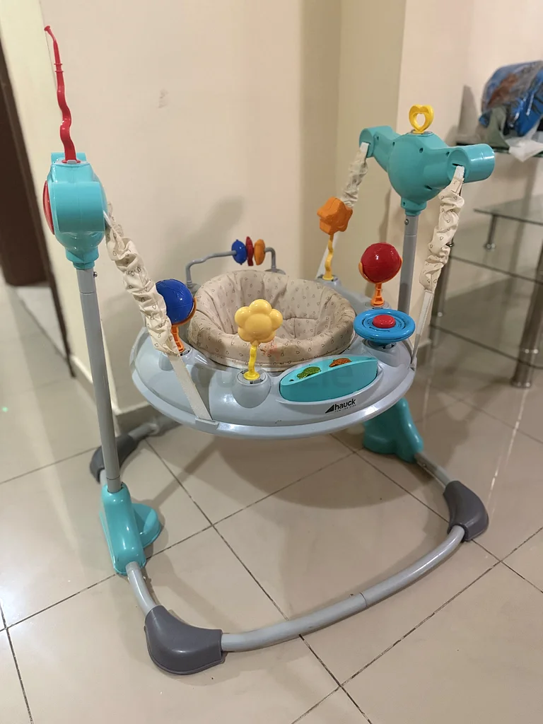 مقعد مهد هاوكي - وقت لعب ممتع وآمن!63195625376513111