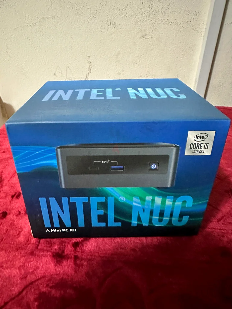 Intel NUC Mini PC Kit - Power and Performance in a Compact Size!63255537521921110