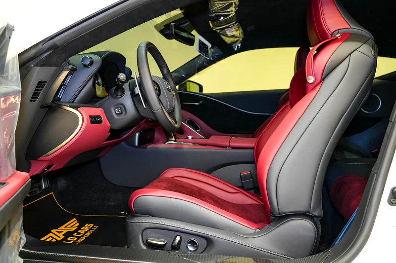 2025 LEXUS LC 500 CARBON FIBER EDITION / WARRANTY AND SERVICE CONTRACT / GCC SPECIFICATION63170840746115114